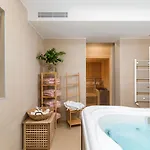 Village By Villsy - With Heated Pool, Spa, Private Tennis Court, Golf Court, Basketball Court And Playroom