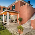 Village By Villsy - With Heated Pool, Spa, Private Tennis Court, Golf Court, Basketball Court And Playroom ヴィラ *
