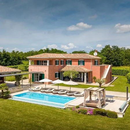 Village By Villsy - With Heated Pool, Spa, Private Tennis Court, Golf Court, Basketball Court And Playroom * Tinjan